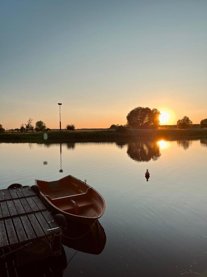 Ruhige An Der Havel *
